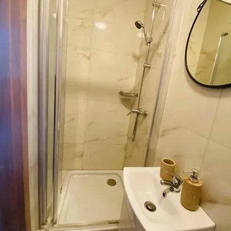 Apartament Kominkowy Przy Parku Połczyn-Zdrój Exterior foto
